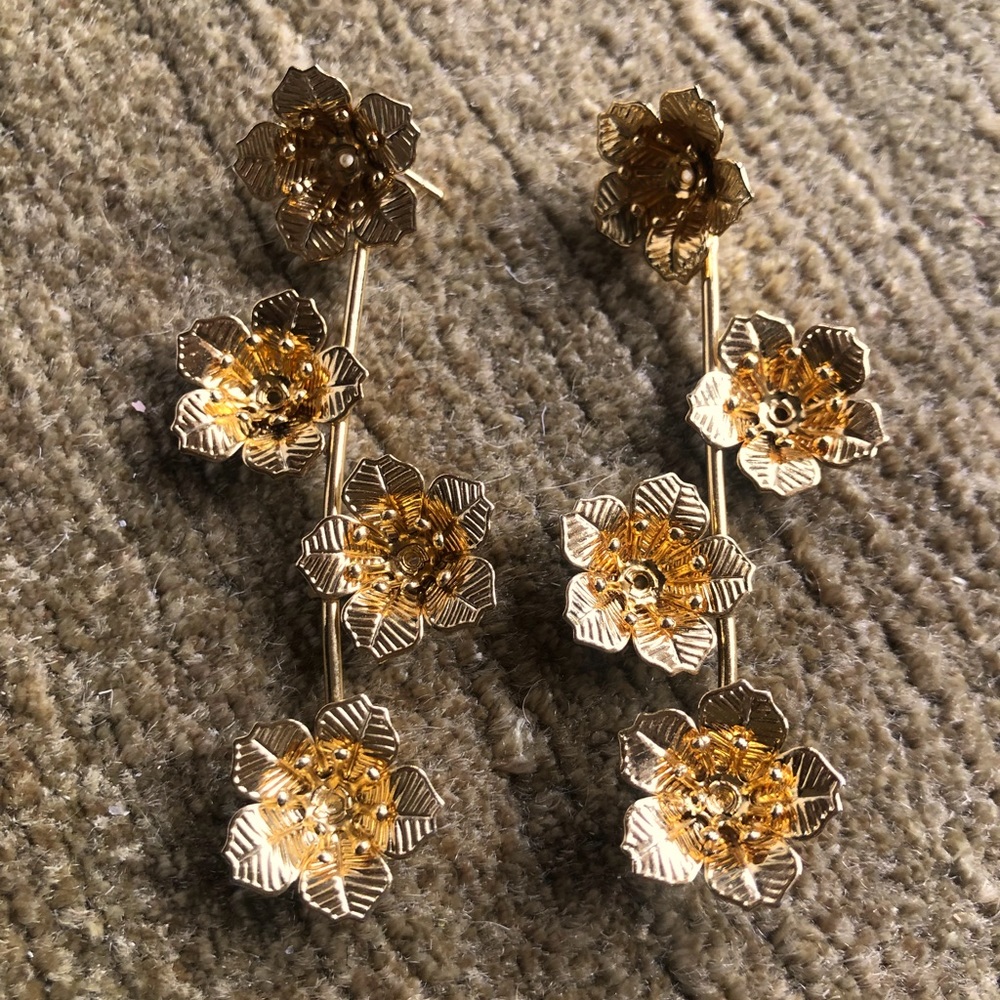 Costume jewelry earrings